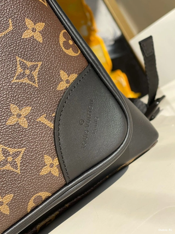 LOUIS DEAN VUITTON BACKPACK 0814